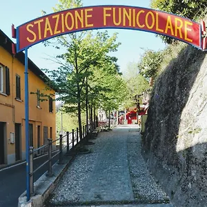  Apartment Via Funicolare